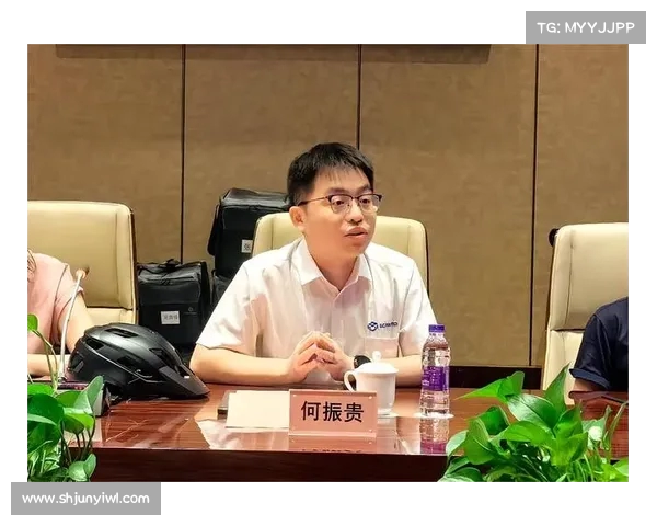 头盔设计与科技创新对现代安全防护设备的影响与发展趋势分析 头盔设计与科技创新对现代安全防护设备的影响与发展趋势分析